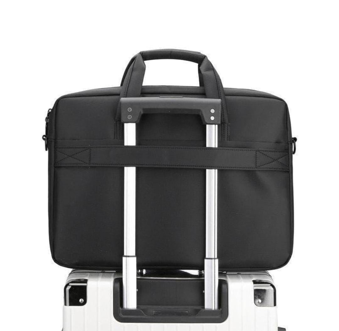Premium 17-Inch Oxford Fabric Laptop Bag – Spacious Plain Black Waterproof Office Messenger Briefcase