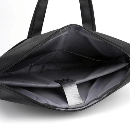 Premium 17-Inch Oxford Fabric Laptop Bag – Spacious Plain Black Waterproof Office Messenger Briefcase